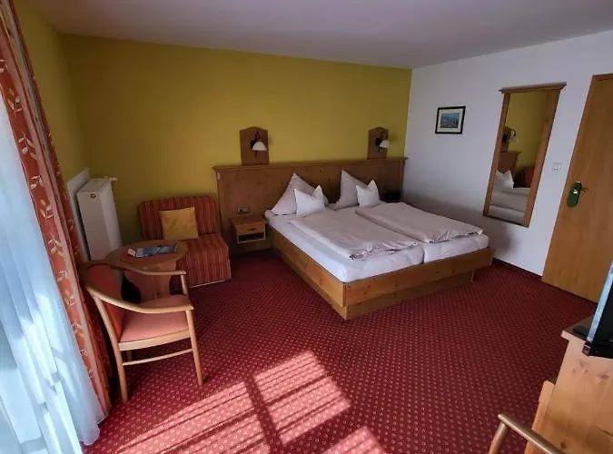 Gaestehaus Schwarz Gasthof 3*